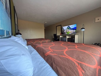 Standard Room, 2 Queen Beds, Non Smoking