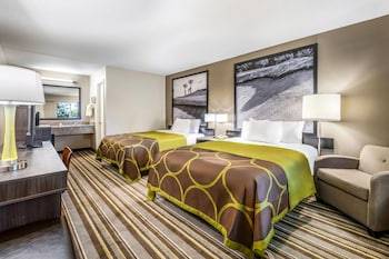 Room, 2 Queen Beds, Non Smoking