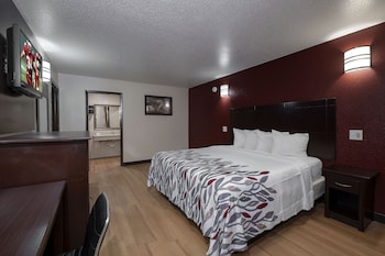 Suite, 1 King Bed, Non Smoking, Kitchen