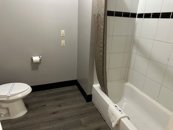 Standard Room, 2 Queen Beds, Smoking