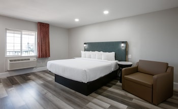 Room, 1 King Bed, Non Smoking