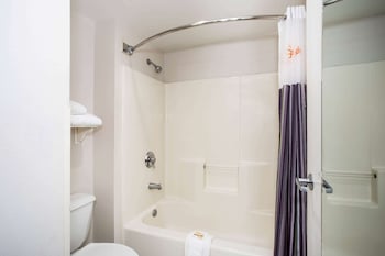 Deluxe Room, 1 King Bed with Sofa bed, Non Smoking