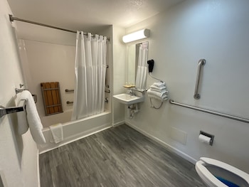 Room, 2 Queen Beds, Accessible