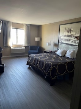 Studio Suite, 1 King Bed, Non Smoking