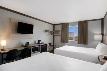 Standard Room, 2 Queen Beds, Non Smoking