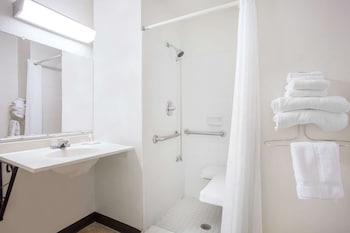 Room, 1 King Bed, Accessible, Non Smoking
