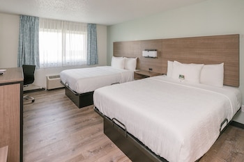 Standard Room, 2 Queen Beds, Ground Floor