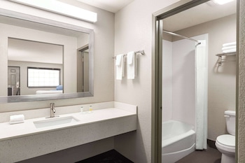 Standard Room, 2 Queen Beds, Non- Smoking
