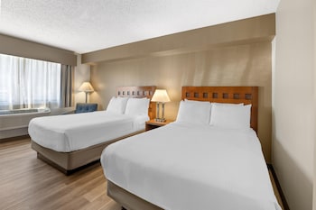 Standard Room, 2 Queen Beds, Non Smoking (Pet Friendly)