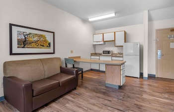 Deluxe Studio, Multiple Beds, Non Smoking