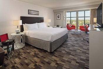 Junior Suite, 1 King Bed