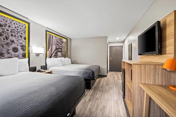 Room, 2 Queen Beds, Non Smoking (Pet Friendly)