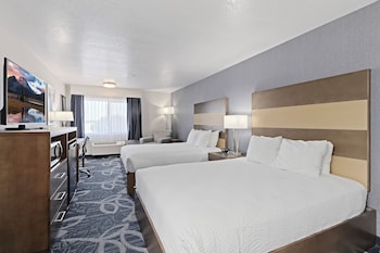 Standard Room, 2 Queen Beds, Non Smoking, Refrigerator & Microwave