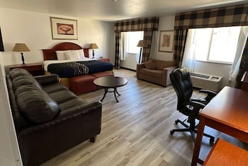 Studio Suite, 1 King Bed, Non Smoking