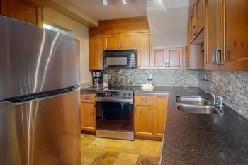 Condo, 1 Bedroom