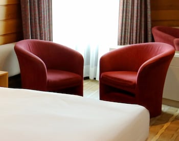 Classic Room, 1 King Bed