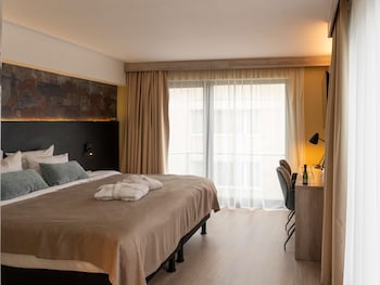 Privilege, Room, 1 Double Bed, Balcony