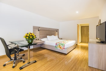 Superior Room, 1 King Bed