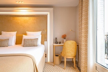 Superior Room, City View