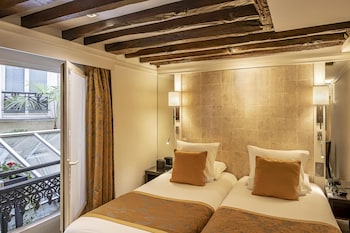 Deluxe Room, 2 Twin Beds (Larger Room)