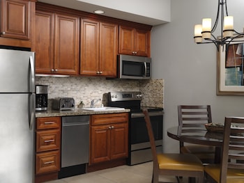Suite, 1 Bedroom (Villas on The Green)