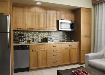 Suite, 1 Bdrm, Mountain View Accessible