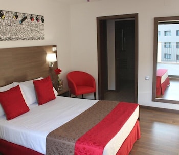 Standard Double Room, 1 Queen Bed