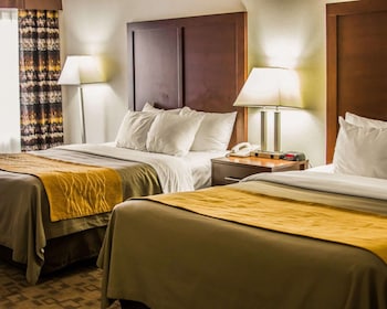 Standard Room, 2 Queen Beds, Non Smoking