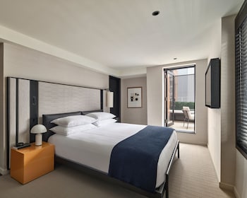 Premium Room, 1 King Bed, Balcony (NoMad)
