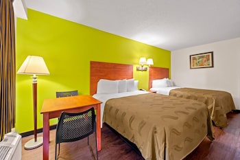 Room, 2 Queen Beds, Smoking