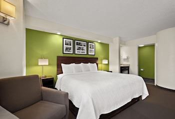 Standard Room, 1 King Bed, Non Smoking