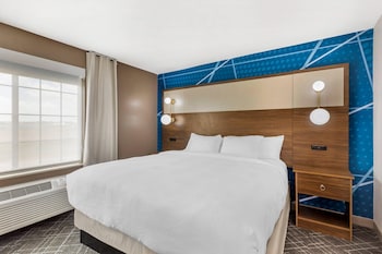 Suite, 1 King Bed with Sofa bed, Non Smoking