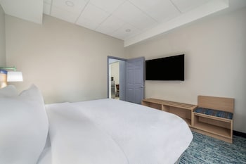 Suite, 1 Bedroom, Transfer Shower, Non Smoking (Mobility Accessible)