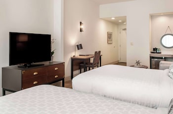 Room, 2 Queen Beds, Non Smoking