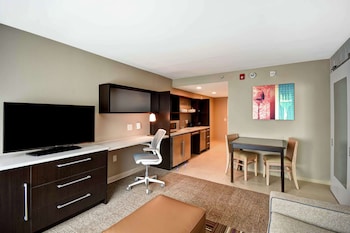 Studio Suite, 1 King Bed, Non Smoking
