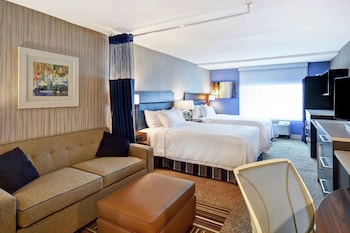 Suite, 2 Queen Beds, Accessible (Mobility & Hearing, Roll-in Shower)