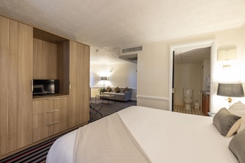 Executive Suite, 1 King Bed