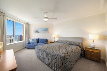 3 Bedroom Ocean View Premier Apartment