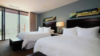 Junior Suite, 2 Double Beds, Sea View