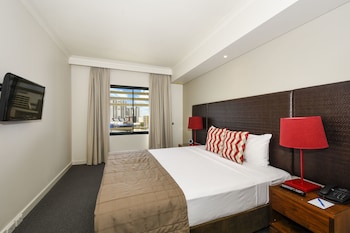 Room, City View