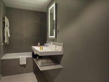 Superior Suite, 1 Queen Bed with Sofa bed