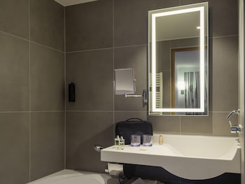 Superior Suite, 1 Queen Bed with Sofa bed