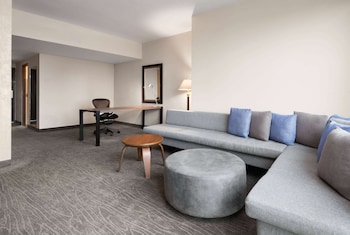 Junior Suite, 1 King Bed, Non Smoking