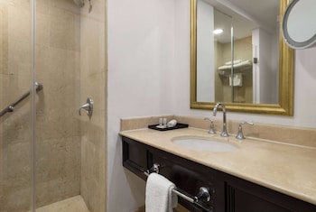 Standard Room, 2 Queen Beds, Non Smoking (Pet-friendly)