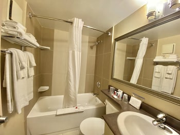 Room, 1 King Bed, Non Smoking, Balcony