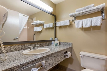 Suite, 2 Queen Beds, Non Smoking, Refrigerator & Microwave