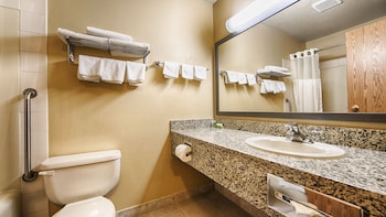 Suite, 1 Queen Bed, Non Smoking, Refrigerator & Microwave (with Sofabed)