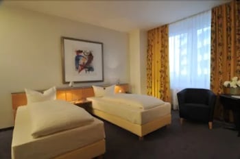 Business Room, 2 Twin Beds