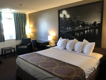 Standard Room, 1 King Bed, Smoking