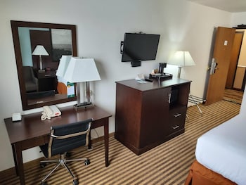 Standard Room, 1 Queen Bed, Non Smoking